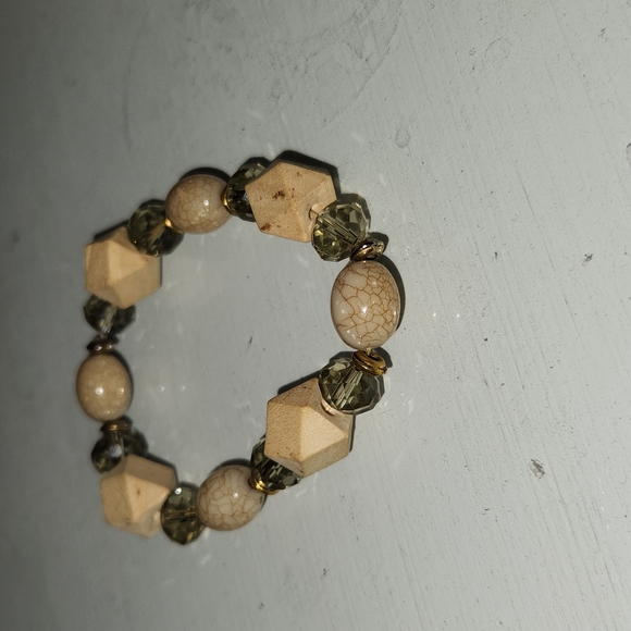Bracelet - Picture 3 of 3